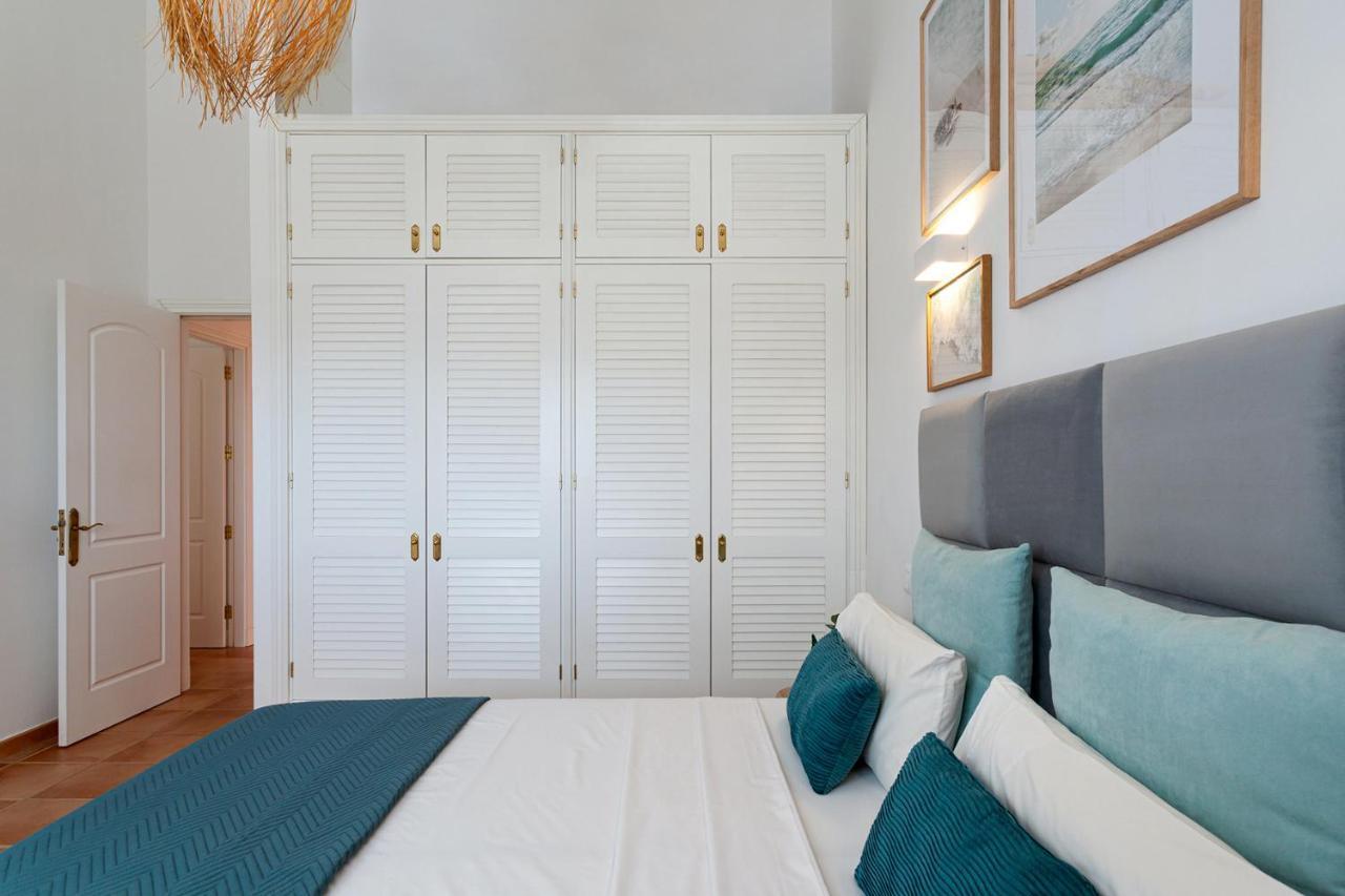Stunning Villa With Breathtaking Ocean View Mogán Extérieur photo