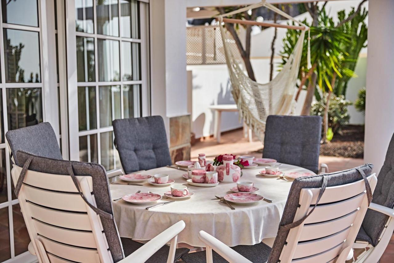 Stunning Villa With Breathtaking Ocean View Mogán Extérieur photo