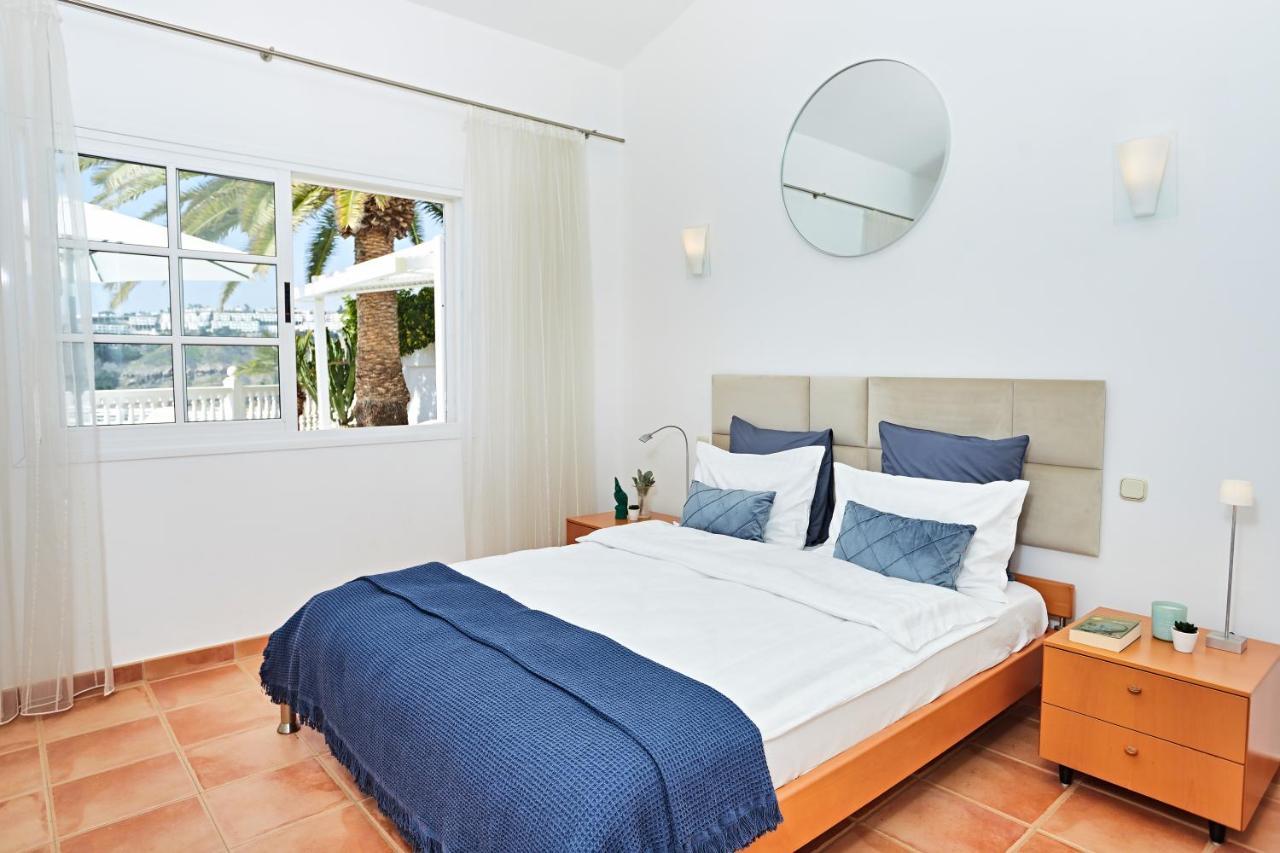 Stunning Villa With Breathtaking Ocean View Mogán Extérieur photo